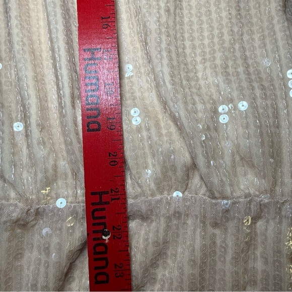 NWT Pretty Little Thing Nude Sequin Shoulder pads Sleeveless Bodycon Dress Sz 8 - Picture 7 of 13